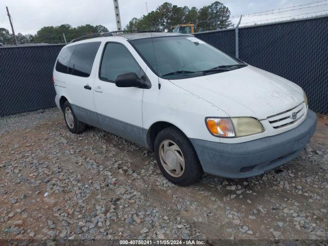  Salvage Toyota Sienna