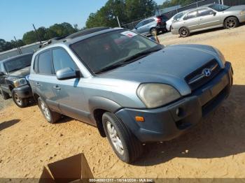  Salvage Hyundai TUCSON