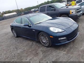  Salvage Porsche Panamera