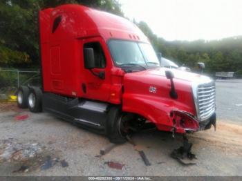  Salvage Freightliner Cascadia 125