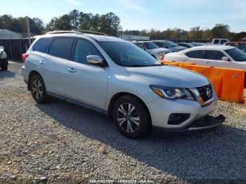  Salvage Nissan Pathfinder