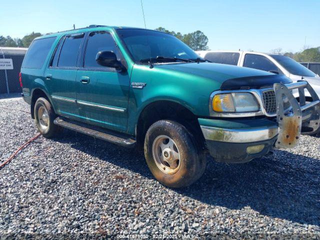  Salvage Ford Expedition