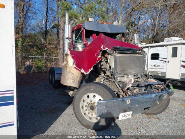  Salvage Kenworth W900