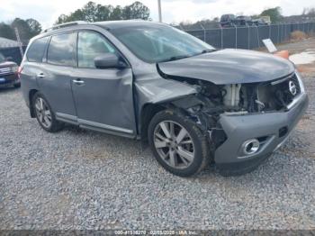  Salvage Nissan Pathfinder