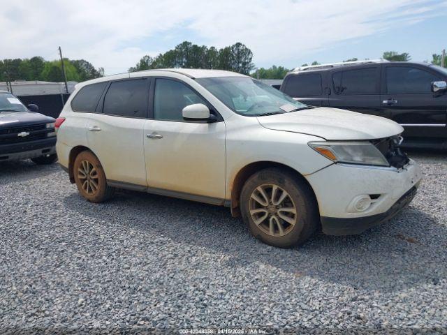  Salvage Nissan Pathfinder