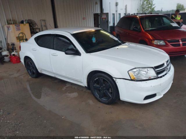  Salvage Dodge Avenger