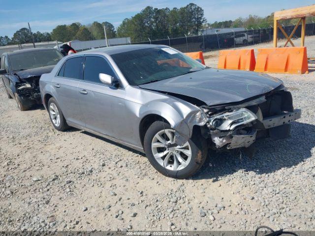  Salvage Chrysler 300