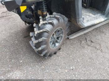  Salvage Can-Am Defender