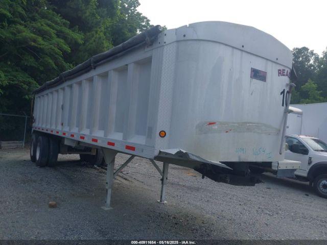  Salvage Travis Body & Traile Dump