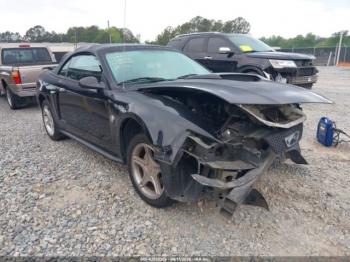  Salvage Ford Mustang