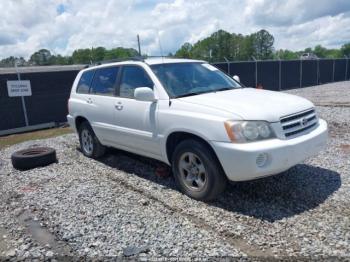  Salvage Toyota Highlander