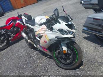  Salvage Kawasaki Zx636