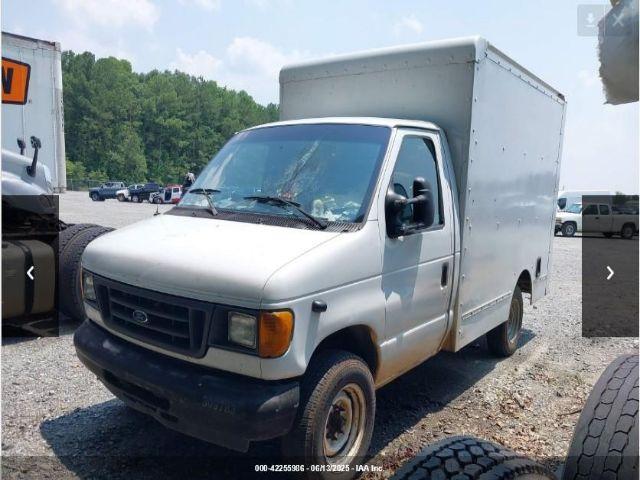  Salvage Ford E-350