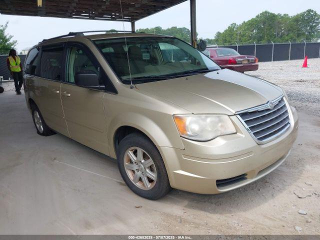  Salvage Chrysler Town & Country