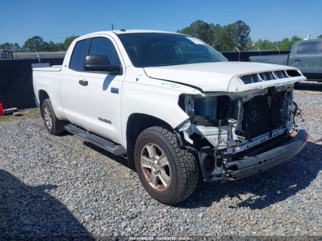  Salvage Toyota Tundra