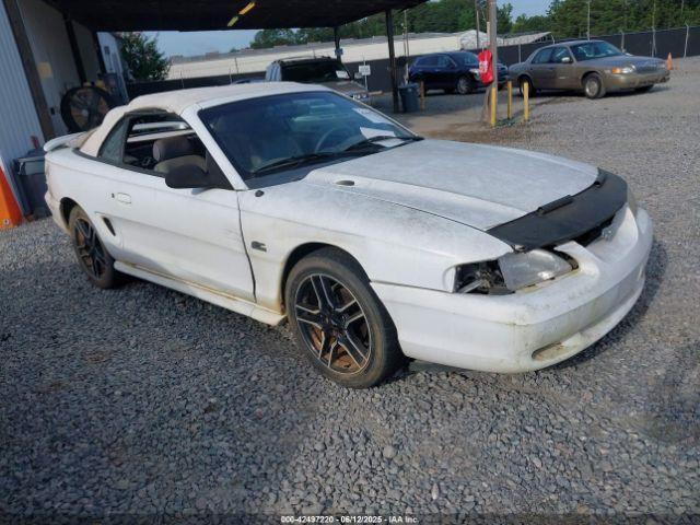  Salvage Ford Mustang