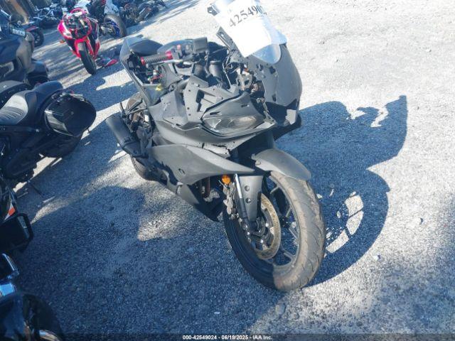  Salvage Yamaha Yzfr3