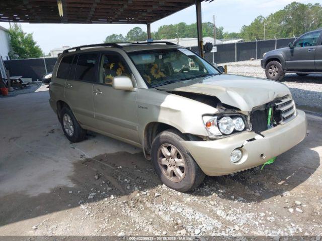  Salvage Toyota Highlander