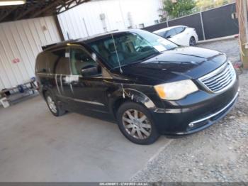  Salvage Chrysler Town & Country