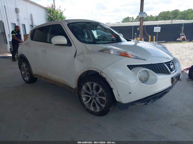  Salvage Nissan JUKE