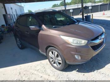  Salvage Hyundai TUCSON