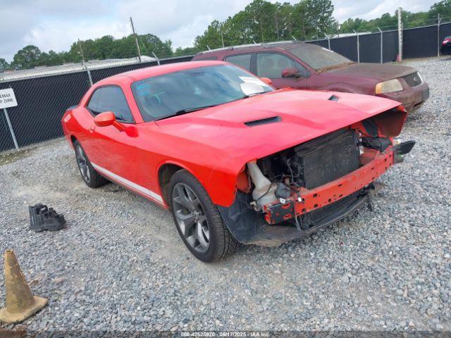  Salvage Dodge Challenger