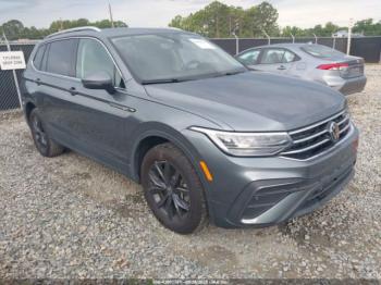  Salvage Volkswagen Tiguan