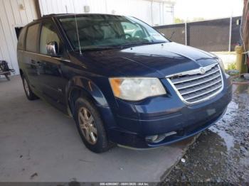  Salvage Chrysler Town & Country