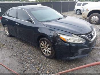  Salvage Nissan Altima
