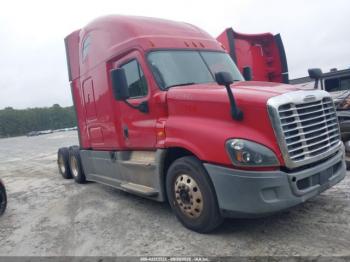  Salvage Freightliner Cascadia 125