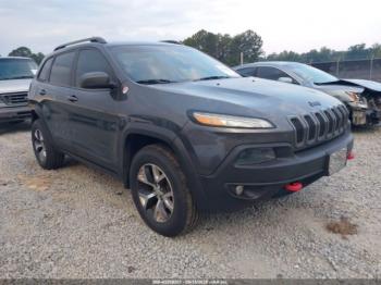  Salvage Jeep Cherokee