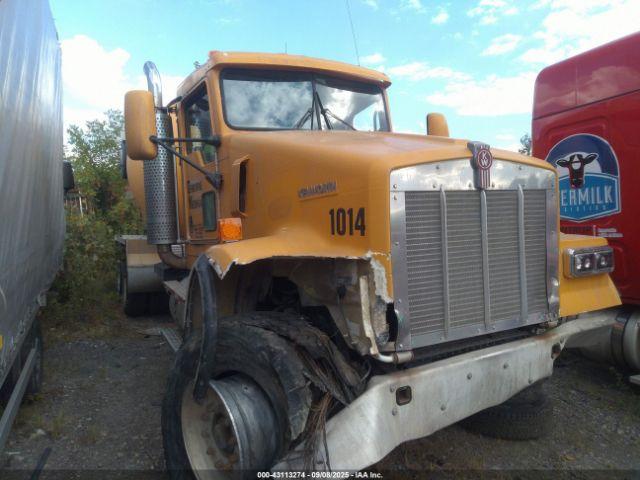  Salvage Kenworth Construction