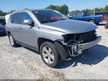 Salvage Jeep Compass