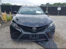 Toyota Camry Se Image 8