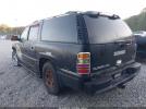 GMC Yukon Denali Image 10