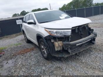  Salvage Toyota Highlander