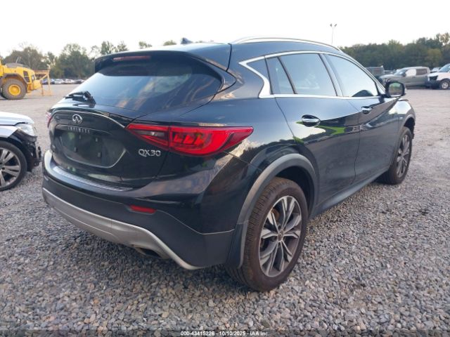 INFINITI Qx Luxe Image 13