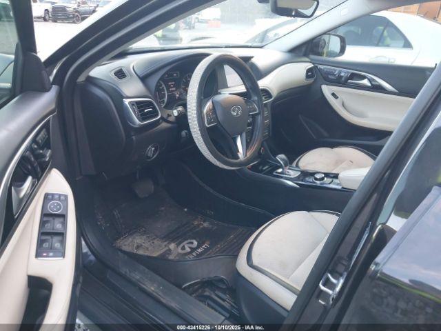 INFINITI Qx Luxe Image 16