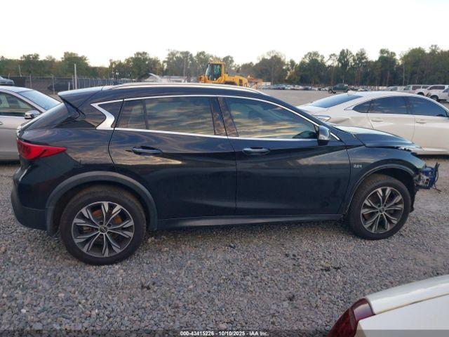 INFINITI Qx Luxe Image 15