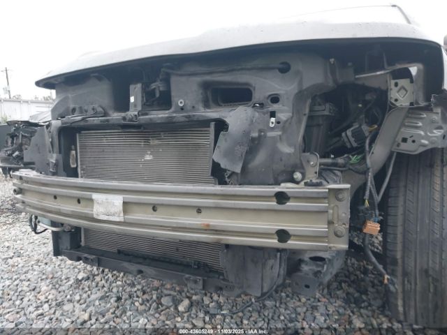 Ford Explorer Xlt Image 10