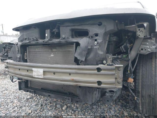 Ford Explorer Xlt Image 10