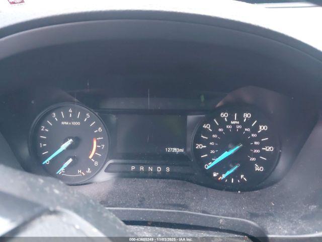 Ford Explorer Xlt Image 16