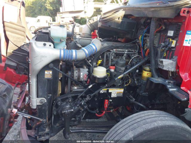 Peterbilt 579 Image 9