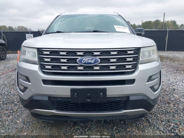 Ford Explorer Xlt Image 14