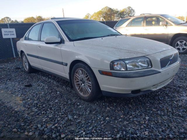  Salvage Volvo S80