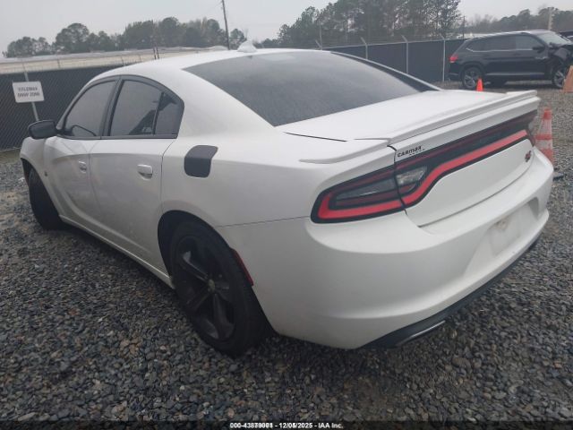 Dodge Charger Image 11