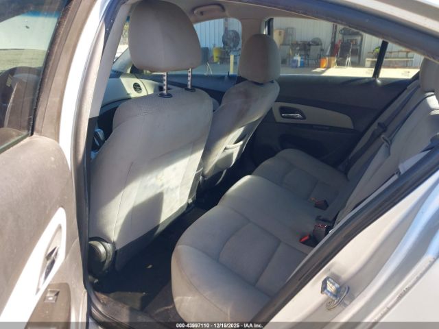 Chevrolet Cruze 1lt Auto Image 8