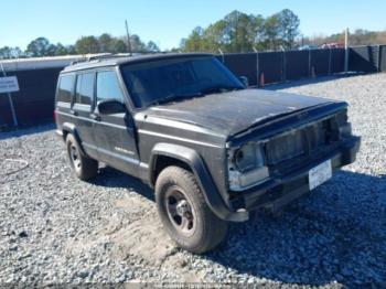  Salvage Jeep Cherokee