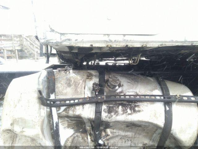 International Lt Image 10