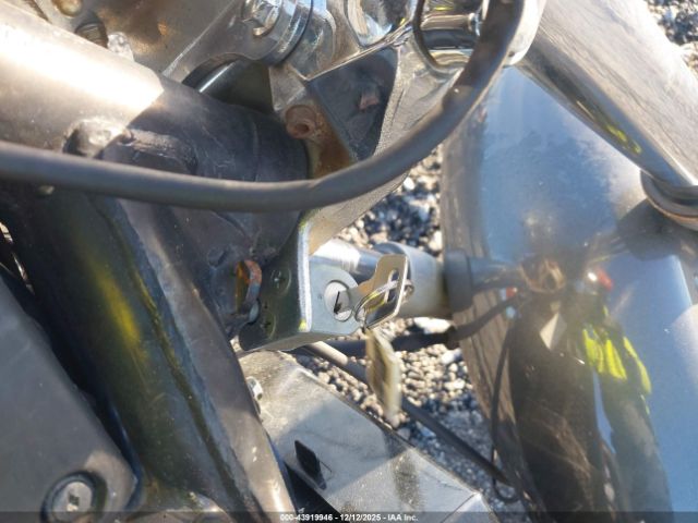 Honda Vt1100 Image 10